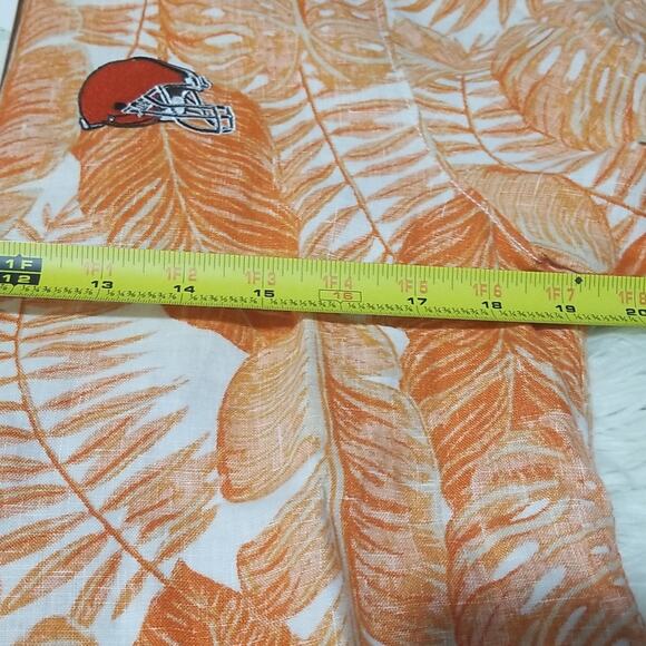 NWT Cleveland Browns Tommy Bahama Women's Linen Button Down Shirt - Picture 7 of 8